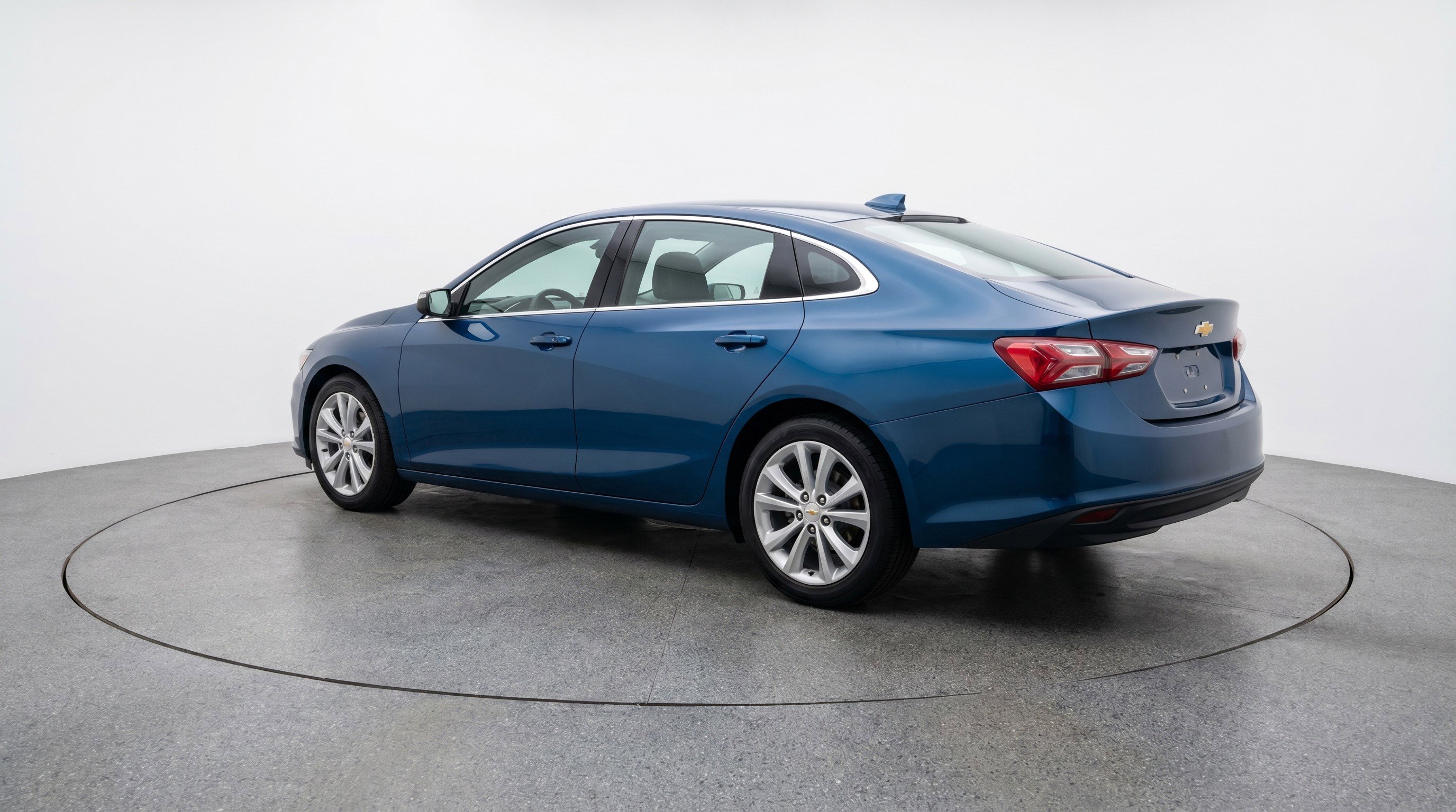 Used 2024 Chevrolet Malibu LT FWD image 6