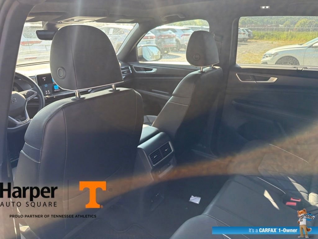 Used 2024 Volkswagen Atlas Cross Sport SEL Premium R-Line AWD/4WD image 11