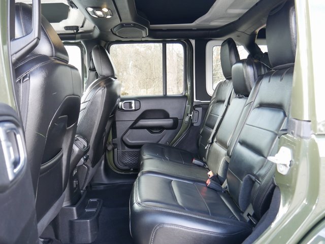 Used 2021 Jeep Wrangler Unlimited Sahara image 16