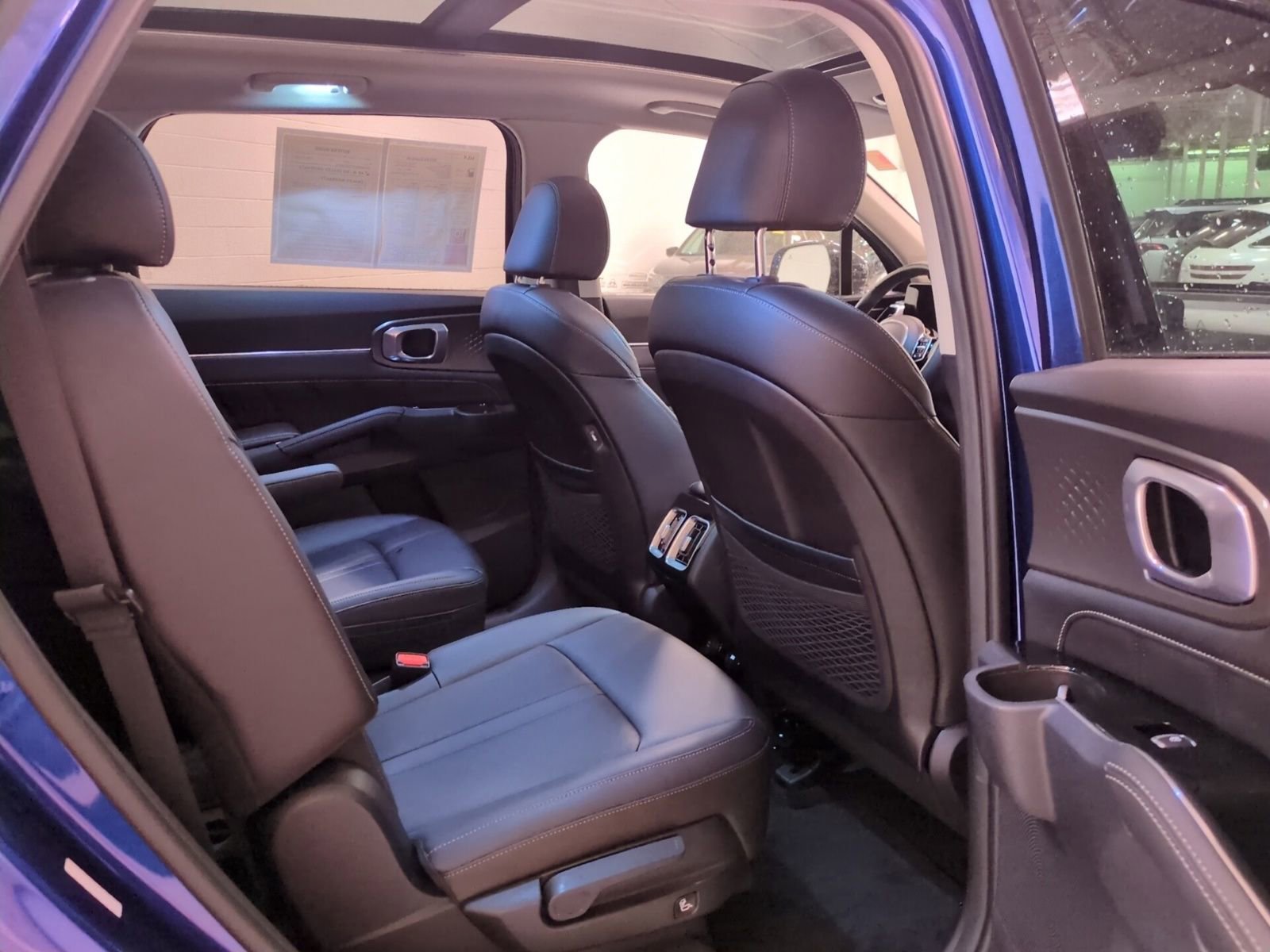 Certified 2023 Kia Sorento SX AWD/4WD image 12