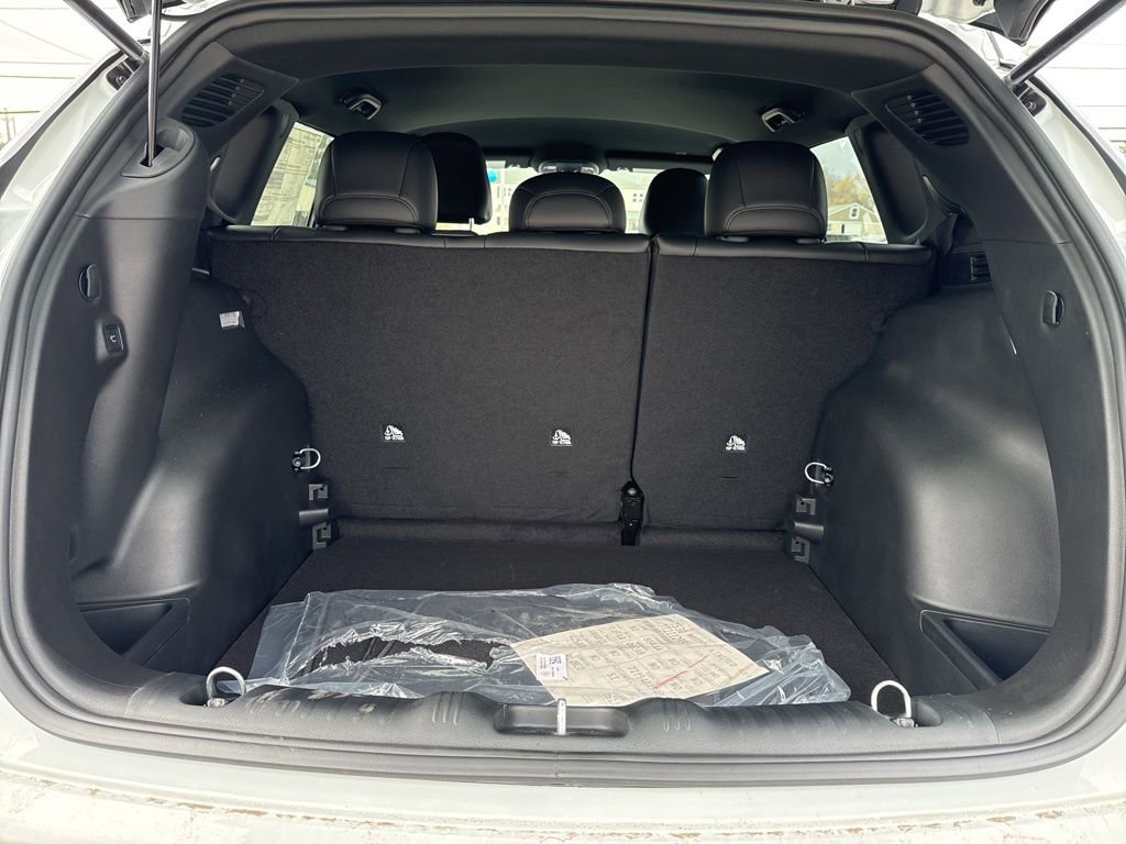 New 2026 Jeep Compass Limited image 24