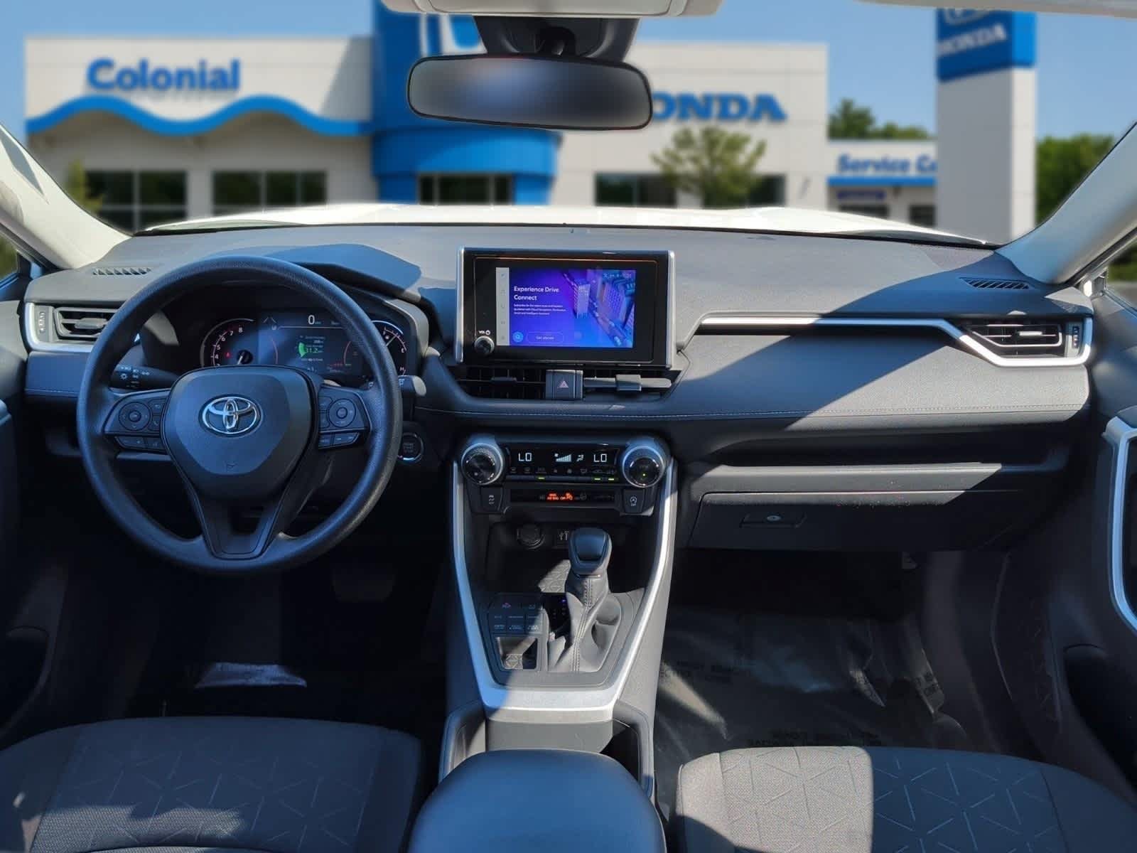 Used 2023 Toyota RAV4 XLE AWD/4WD image 31