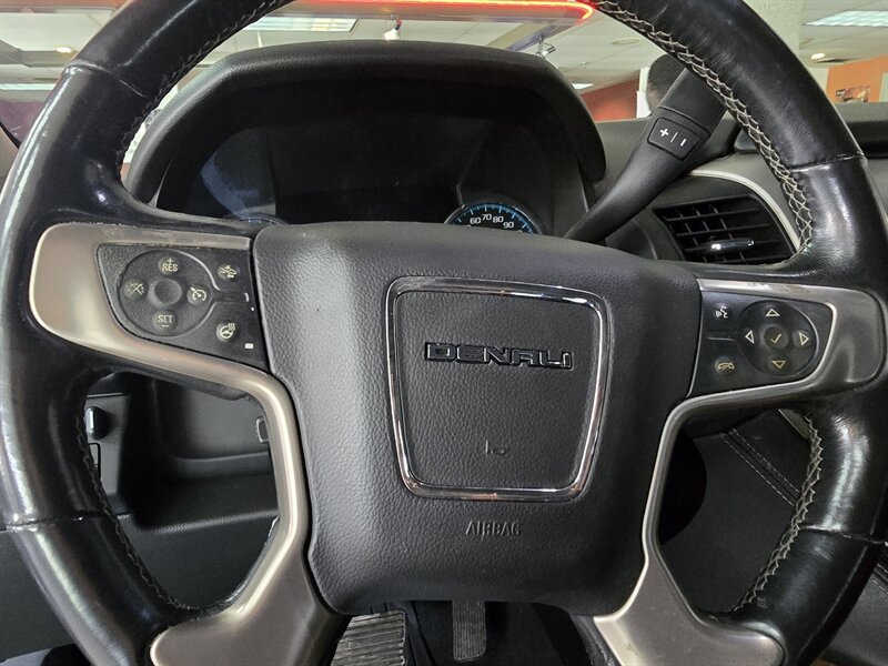 Used 2019 GMC Yukon Denali w/ Denali Ultimate Package AWD/4WD image 26