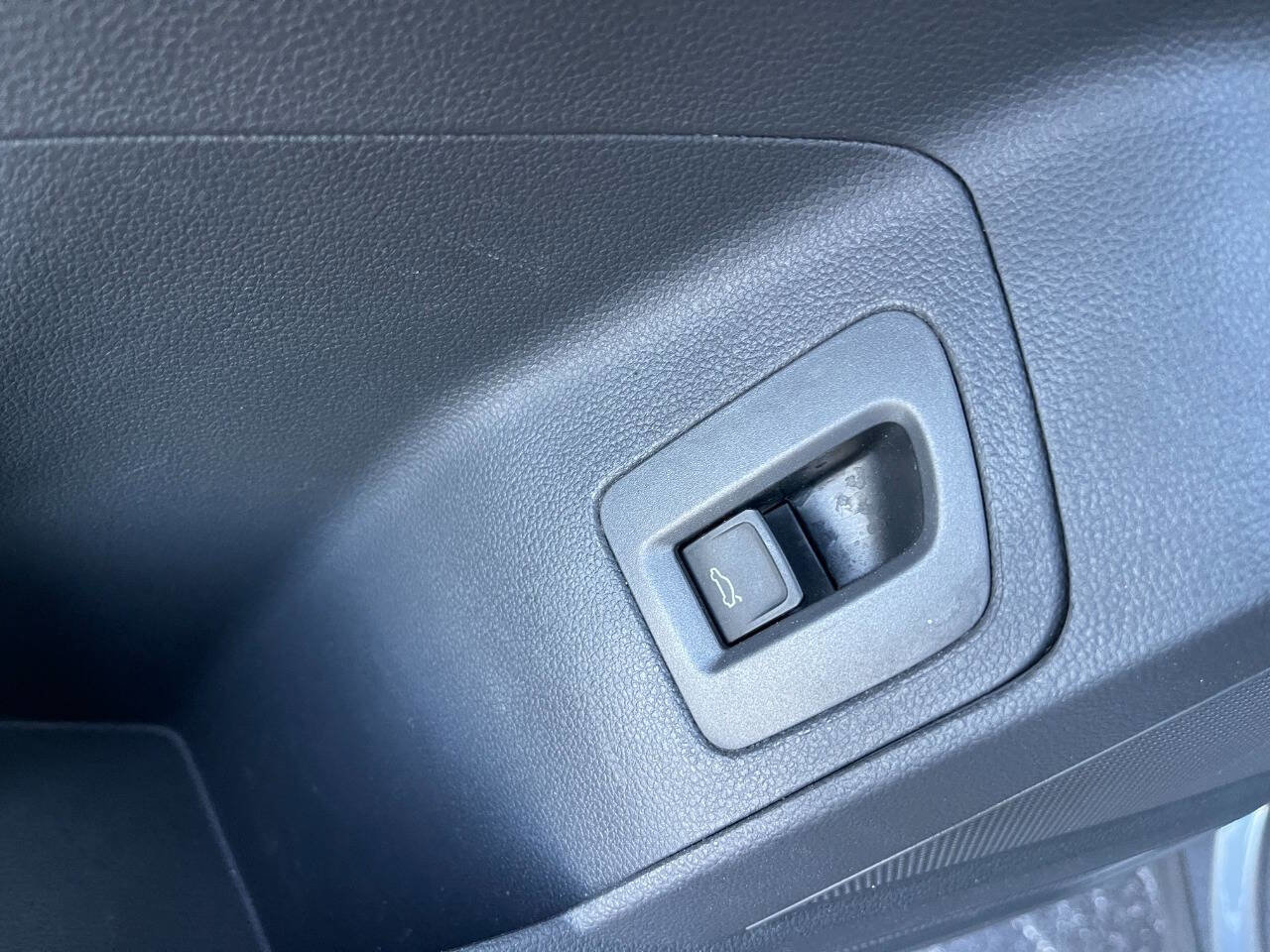 Used 2018 Volkswagen Atlas SEL image 34