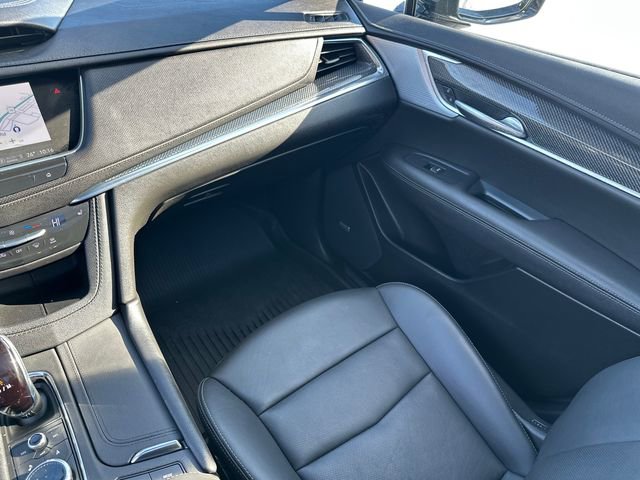 Used 2024 Cadillac XT5 Sportv w/ LPO, Floor Liner Package image 26