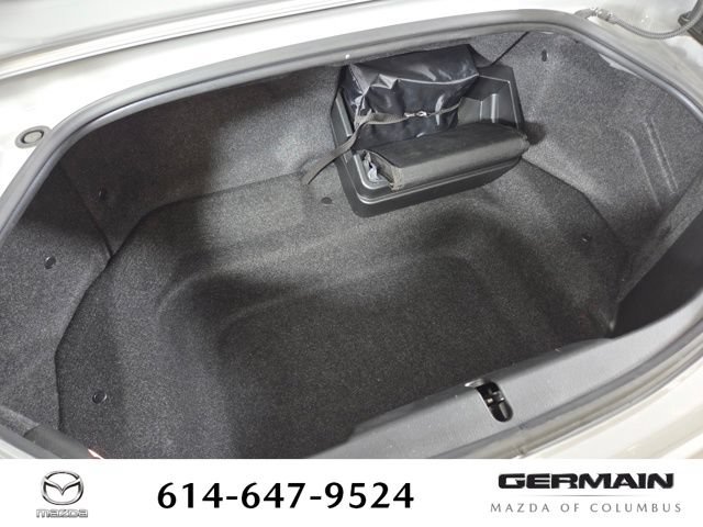 Used 2024 MAZDA MX-5 Miata RF Grand Touring RWD image 19