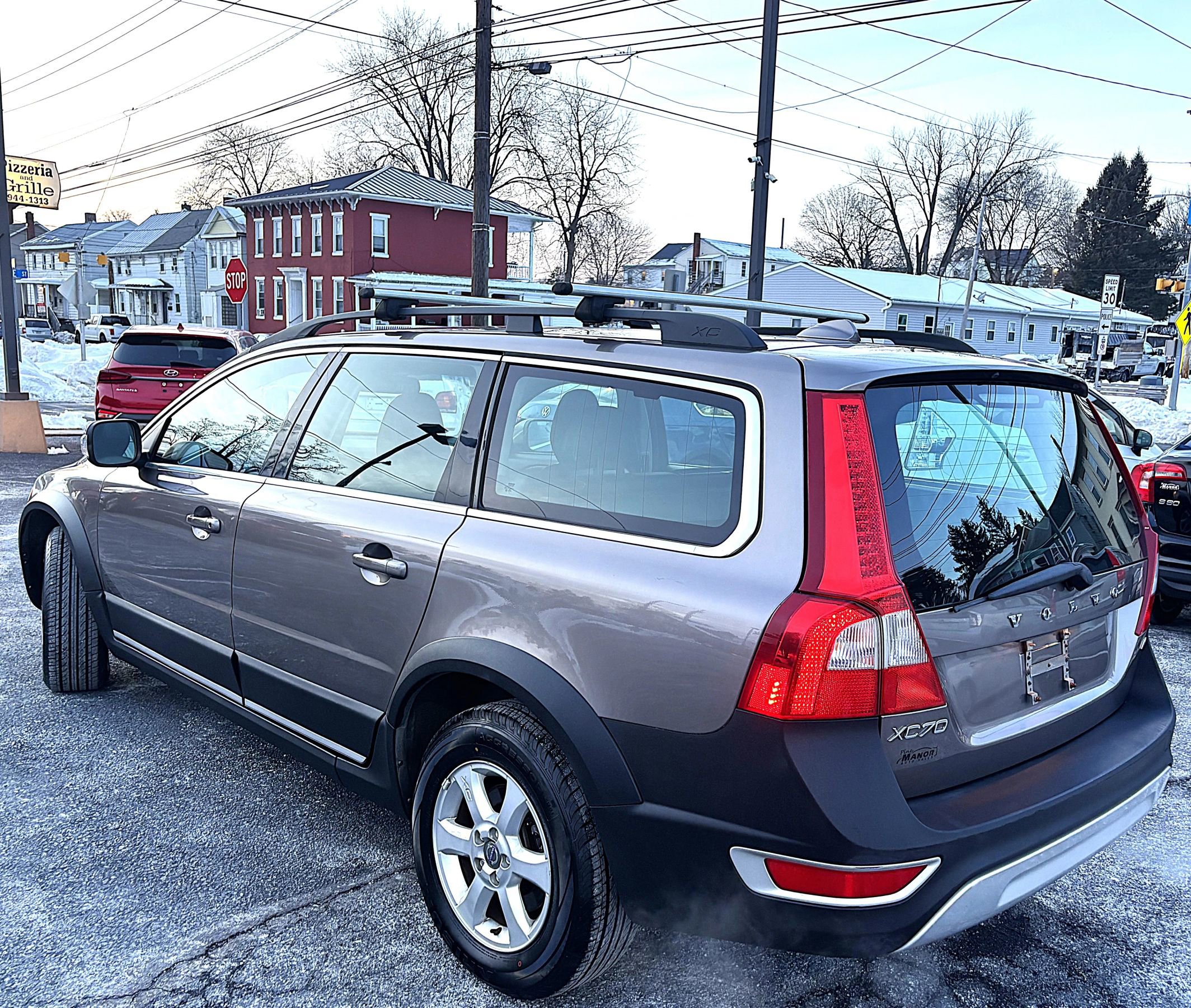 Used 2011 Volvo XC70 3.2 image 4