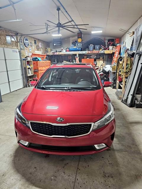 Used 2018 Kia Forte S w/ S Technology Plus Package FWD image 1