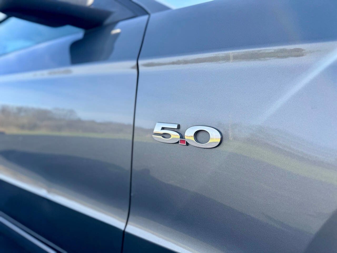 Used 2013 Ford Mustang GT image 12