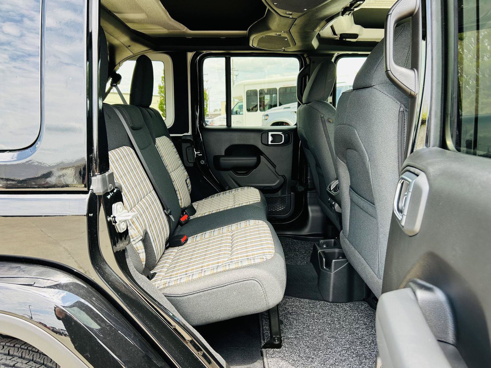 New 2026 Jeep Wrangler Unlimited Sport AWD/4WD image 28