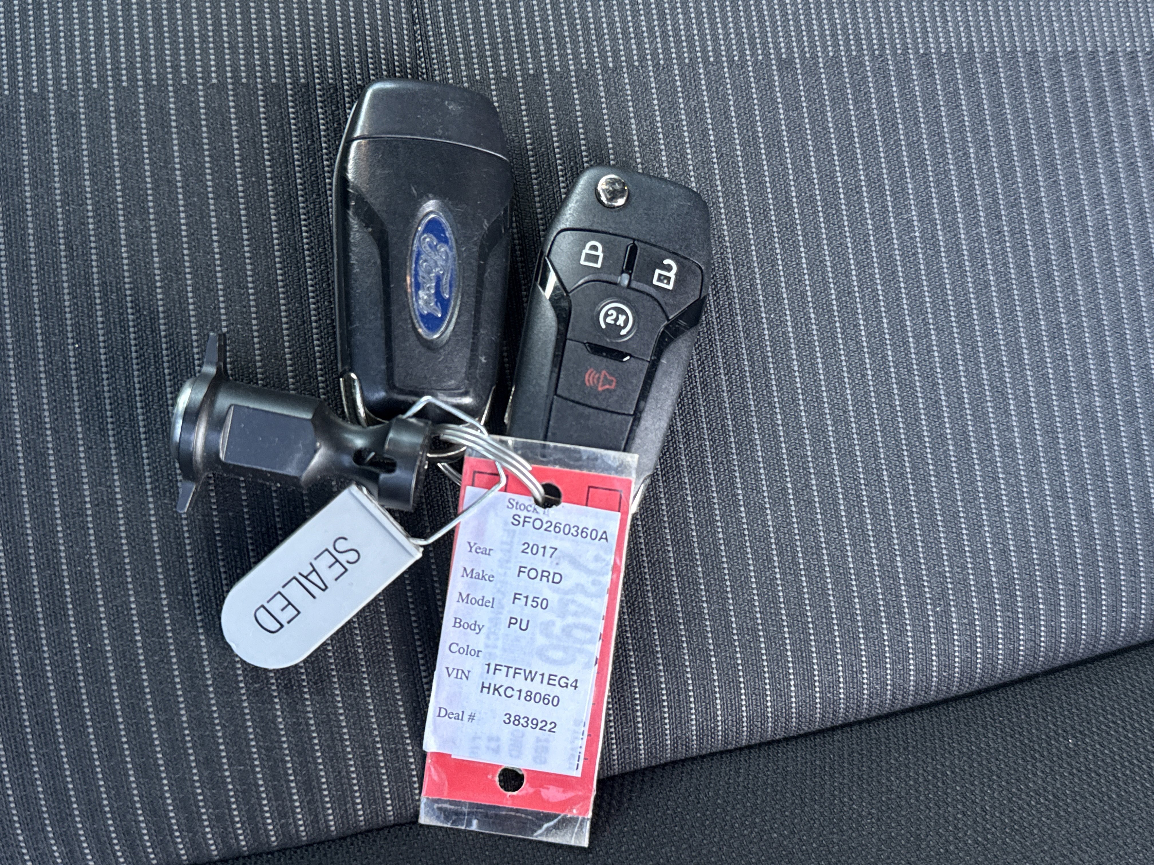 Used 2017 Ford F150 XLT w/ Equipment Group 302A Luxury image 33