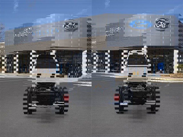 New 2026 Ford F550 4x4 Supercab Super Duty image 5