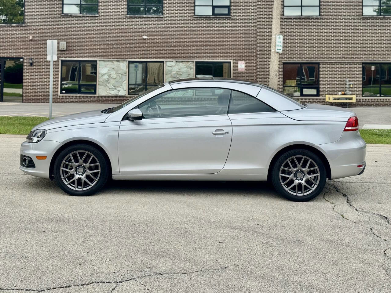 Used 2012 Volkswagen Eos Komfort image 4