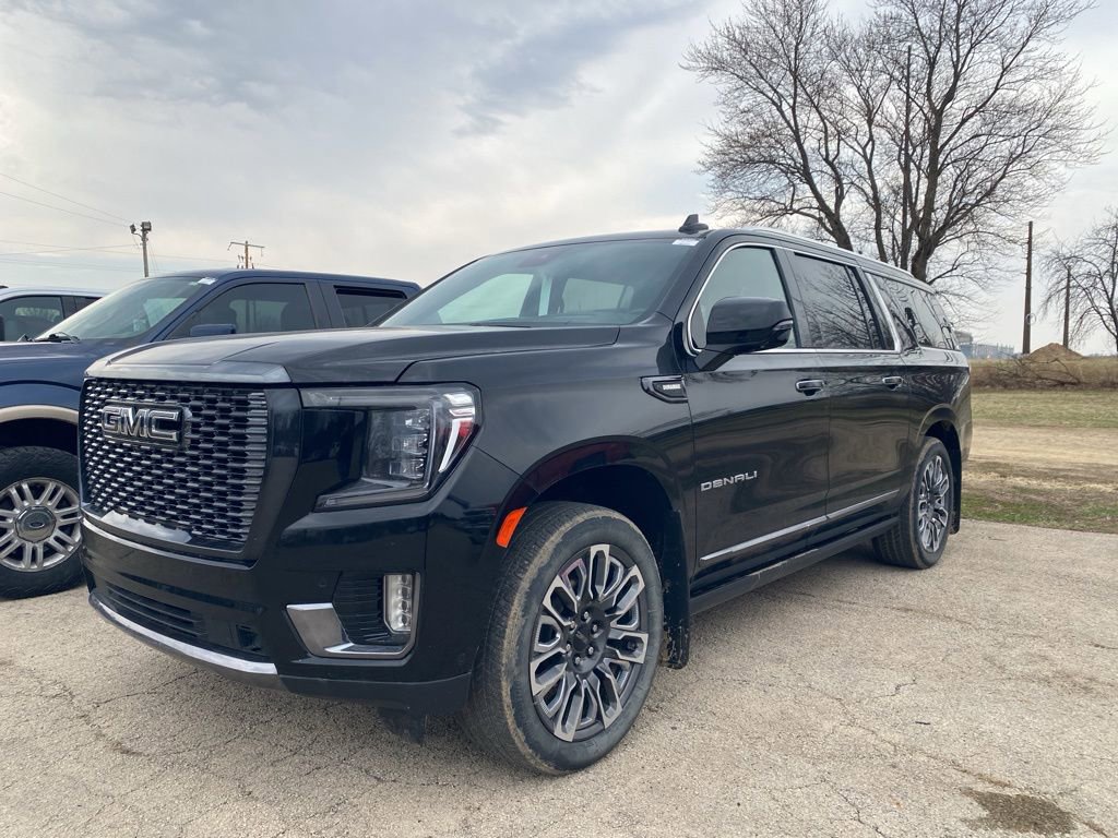 Used 2023 GMC Yukon XL Denali Ultimate AWD/4WD image 19