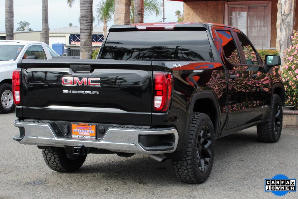 Used 2021 GMC Sierra 1500 4x4 Crew Cab w/ Sierra Value Package image 10