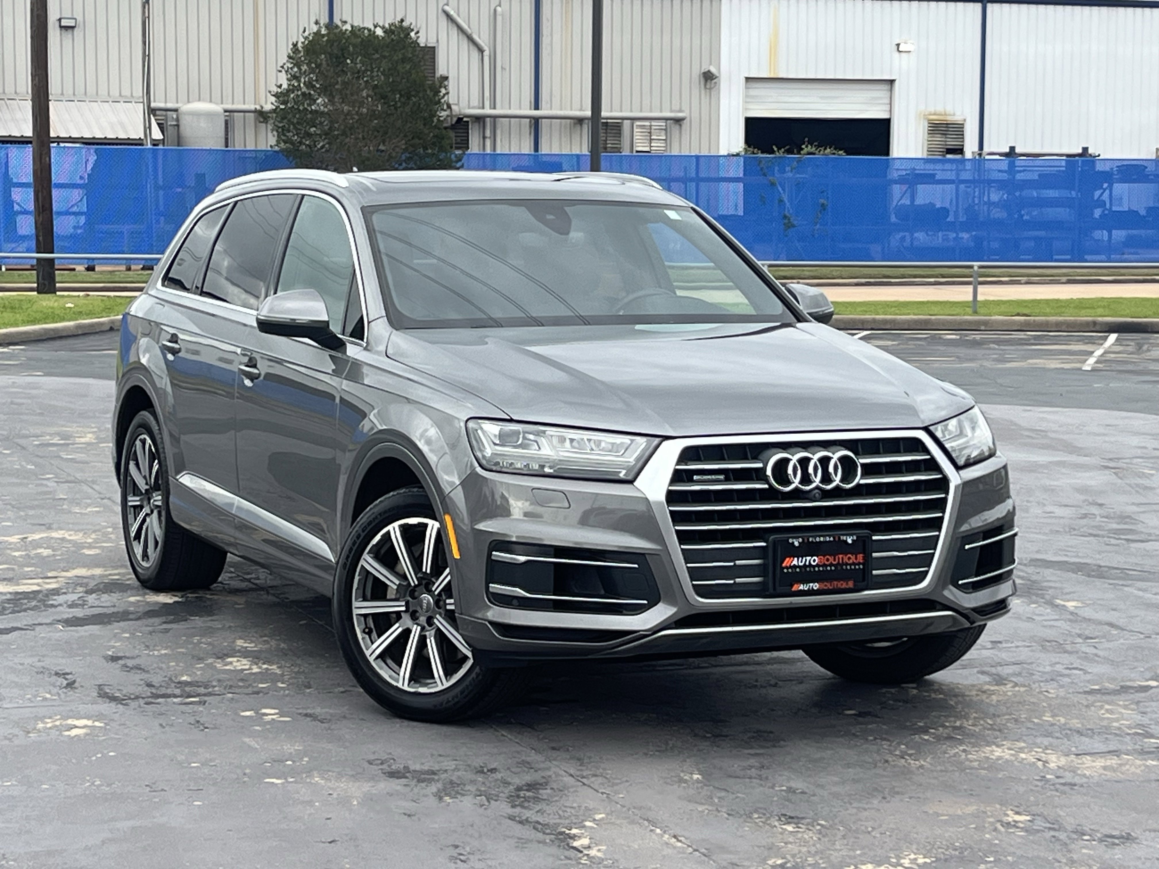 Used 2017 Audi Q7 3.0T Premium Plus AWD/4WD image 3