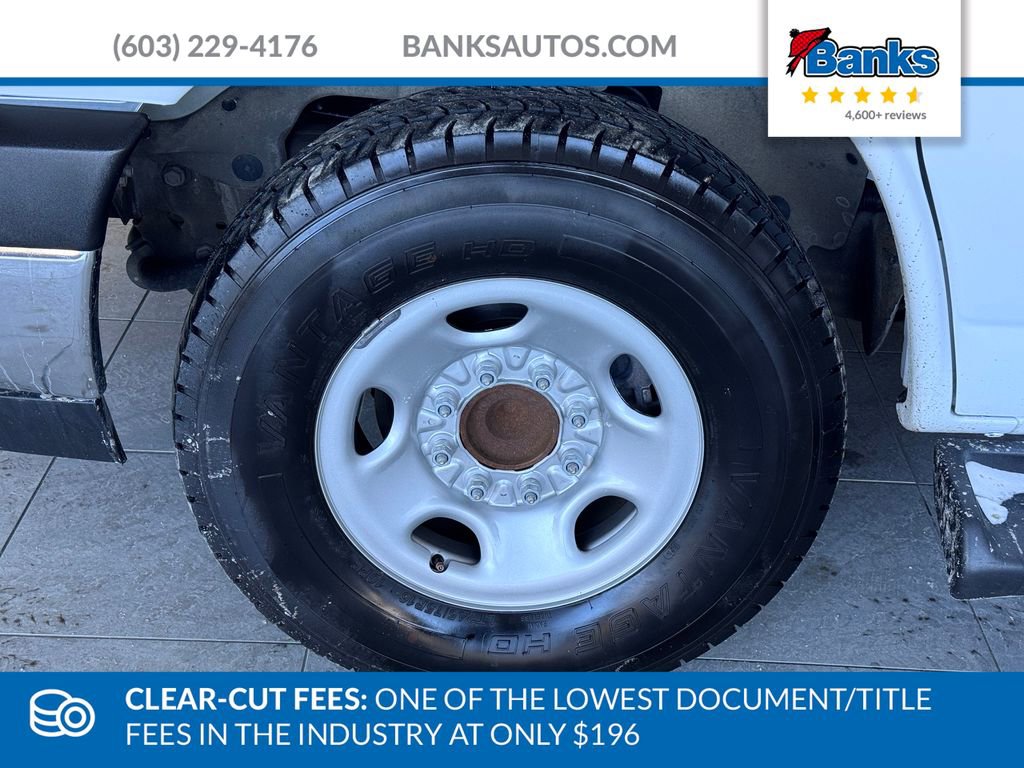 Used 2023 Chevrolet Express 3500 LT w/ LT Preferred Equipment Group image 4