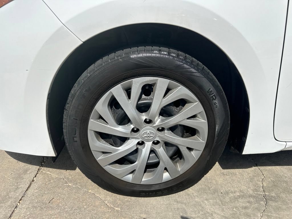 Used 2019 Toyota Corolla LE FWD image 36