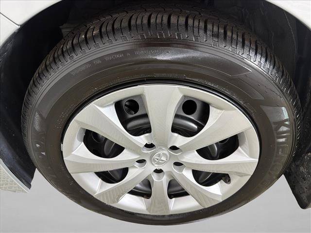 Used 2026 Toyota Corolla LE FWD image 11