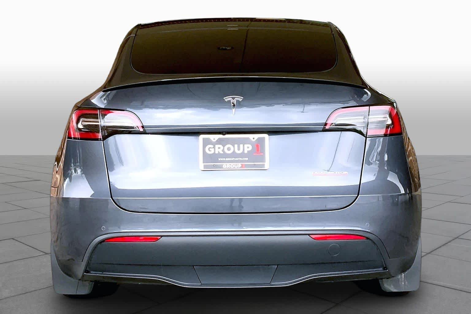Used 2022 Tesla Model Y Performance AWD/4WD image 4