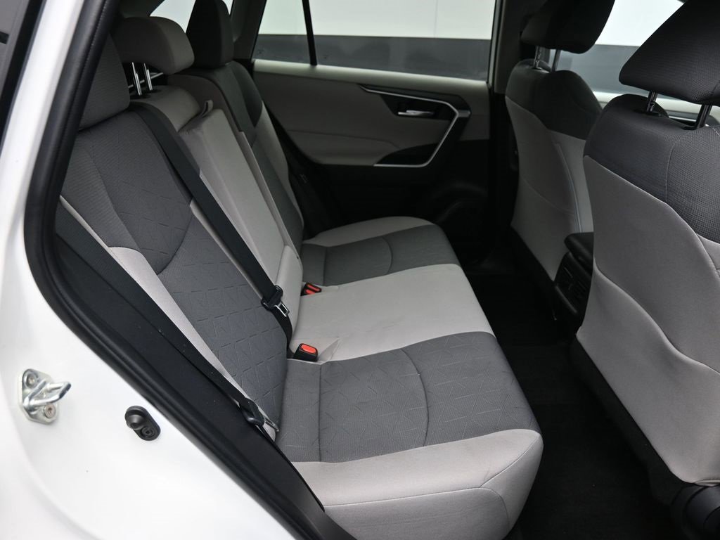 Certified 2022 Toyota RAV4 XLE image 25