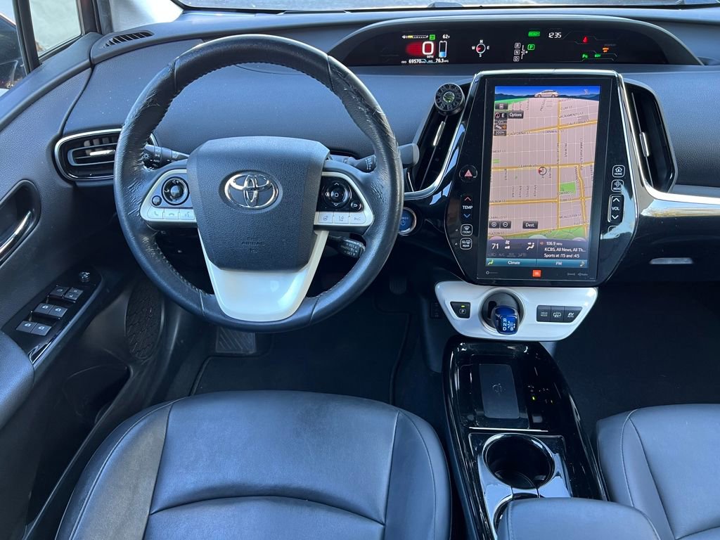 Certified 2017 Toyota Prius Prime Advanced image 30