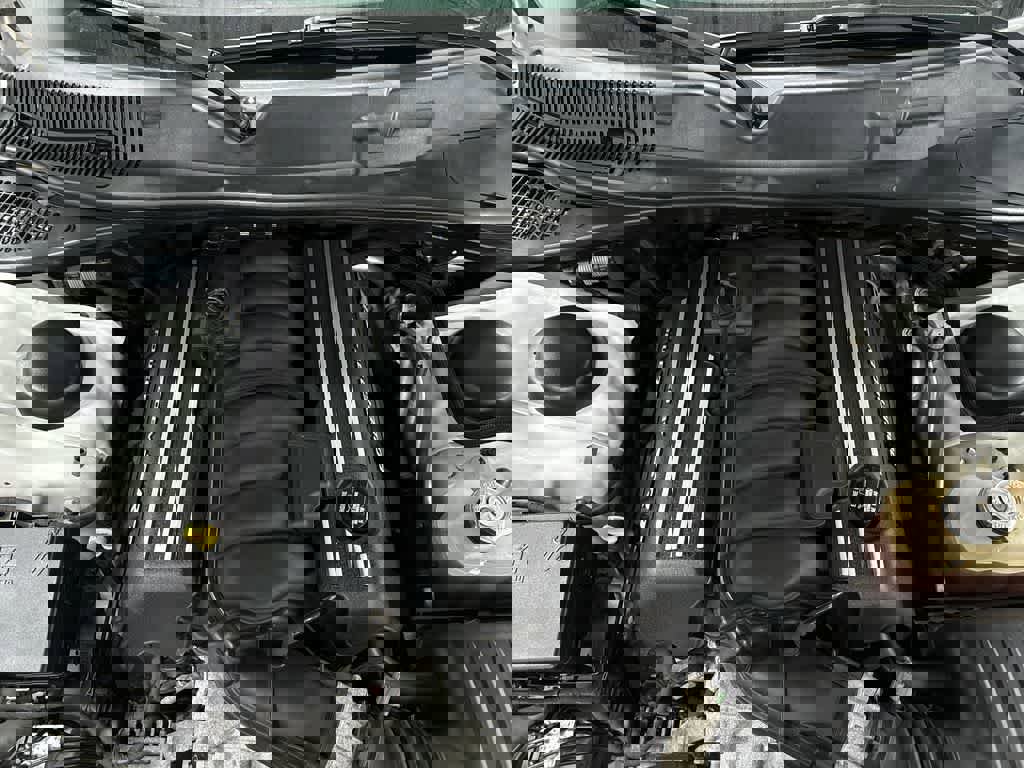 Used 2018 Dodge Challenger R/T Scat Pack w/ Leather Interior Group image 12