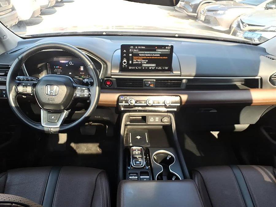 Used 2023 Honda Pilot Elite image 22