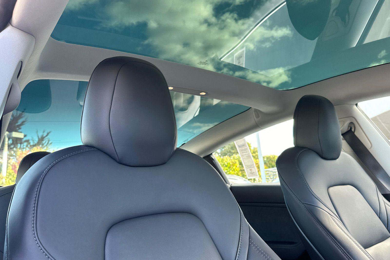 Used 2019 Tesla Model 3 Long Range image 15