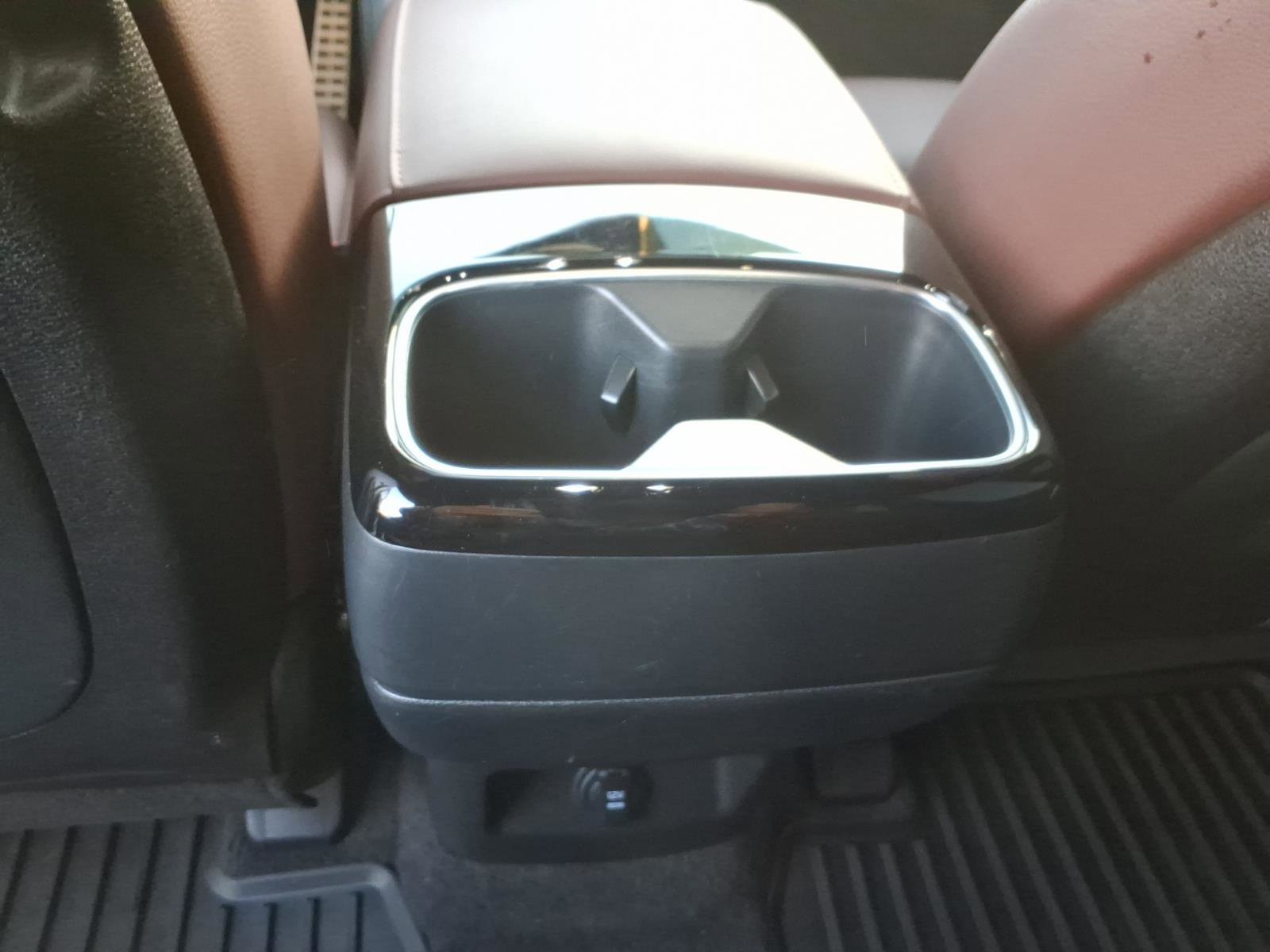 Used 2025 Kia Telluride SX image 10