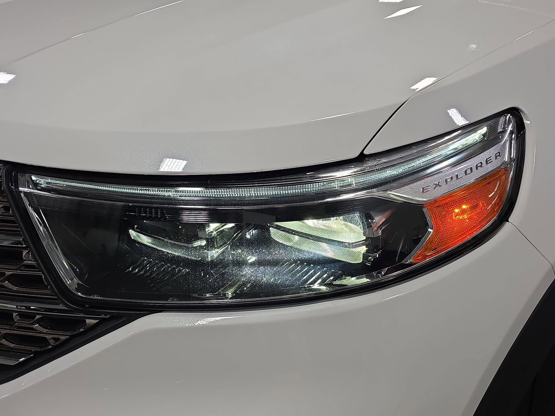 Used 2023 Ford Explorer King Ranch w/ Technology Package image 30