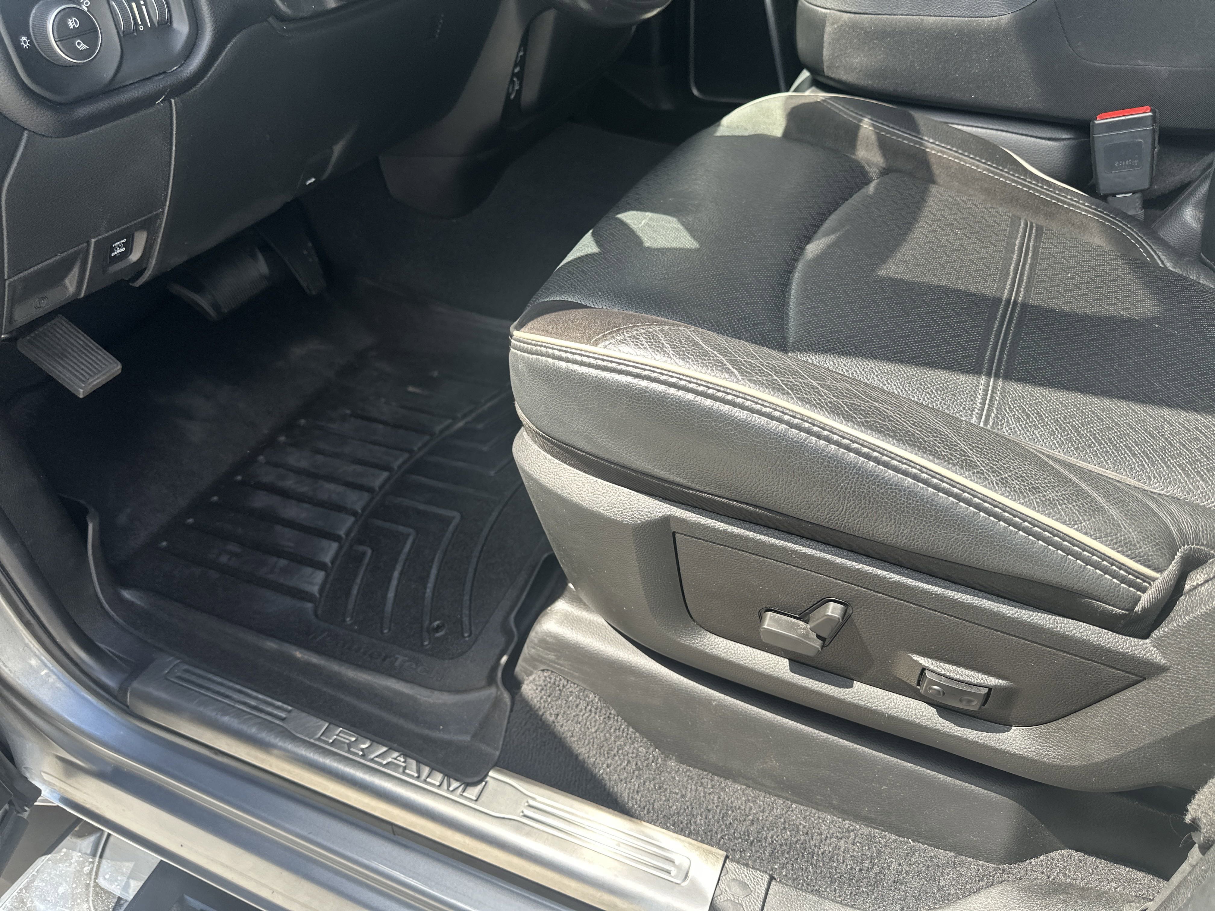 Used 2022 RAM 2500 Laramie image 16