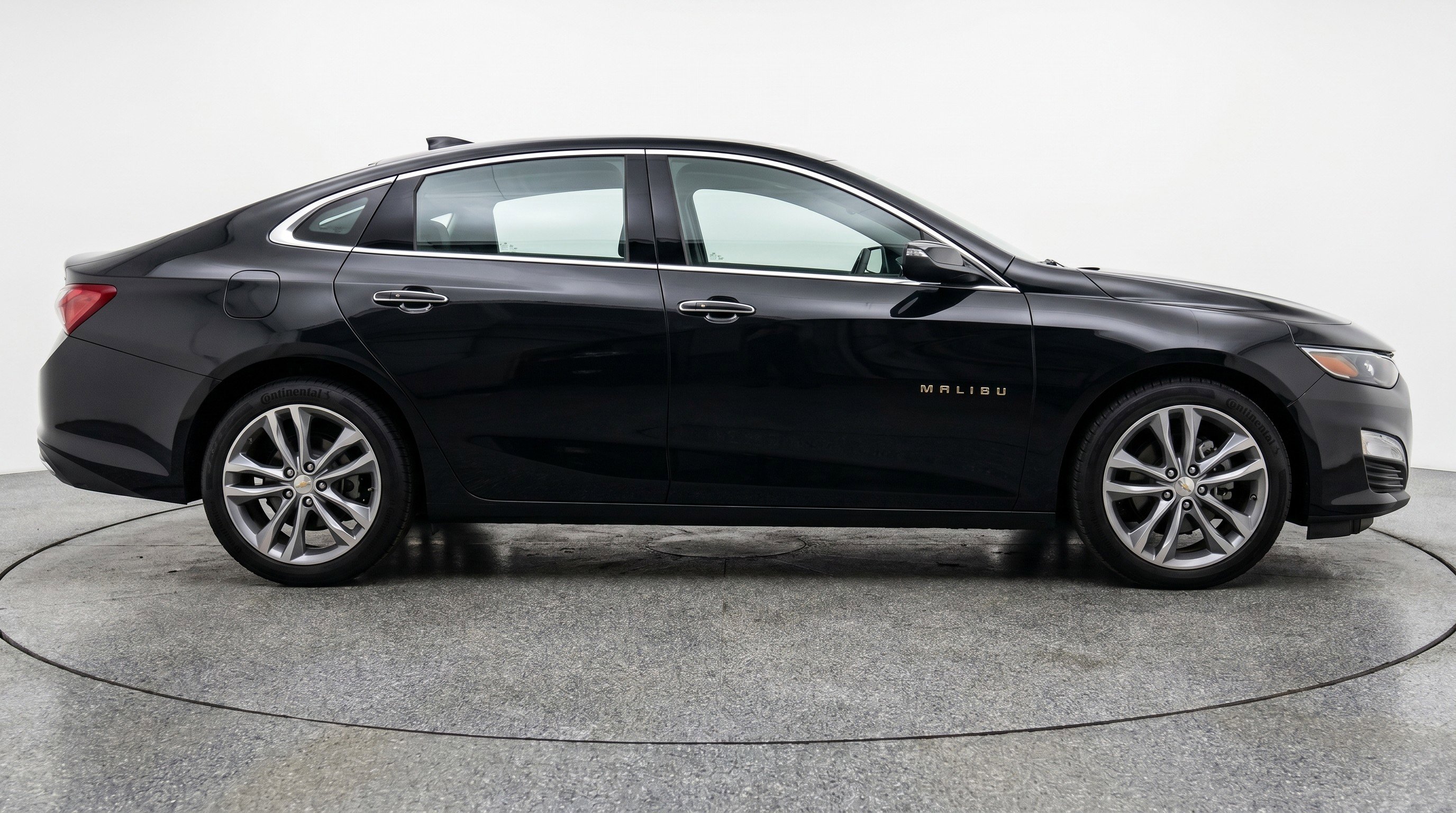Used 2024 Chevrolet Malibu LT FWD image 11