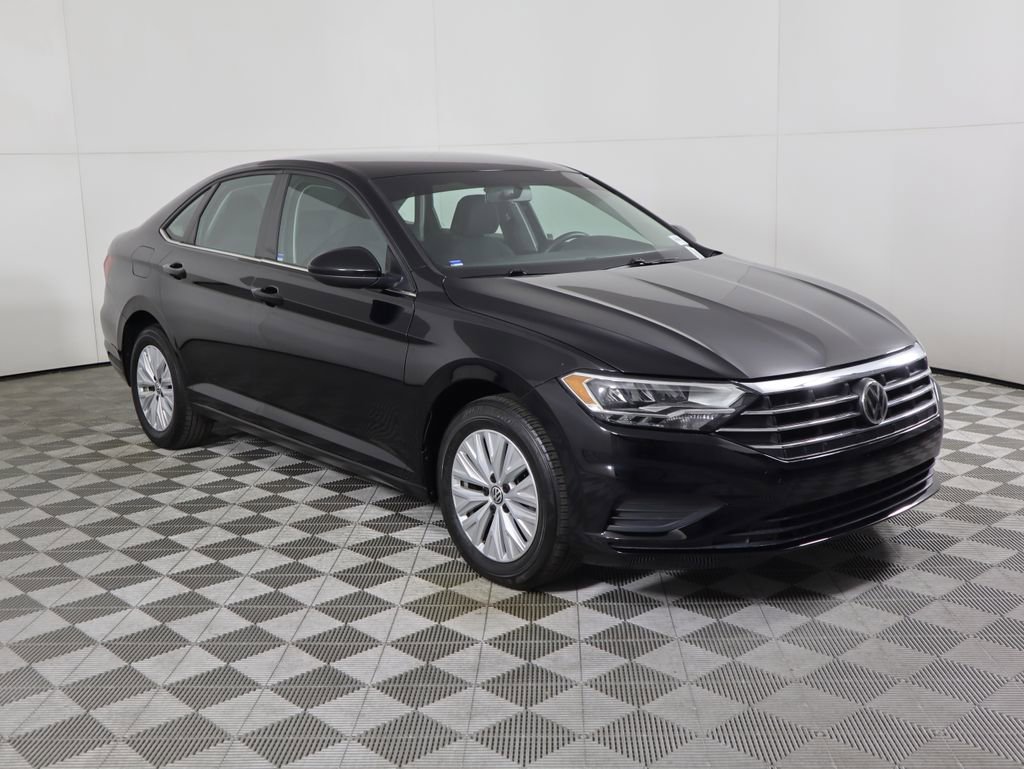 Used 2019 Volkswagen Jetta S w/ Driver Assistance Package image 3