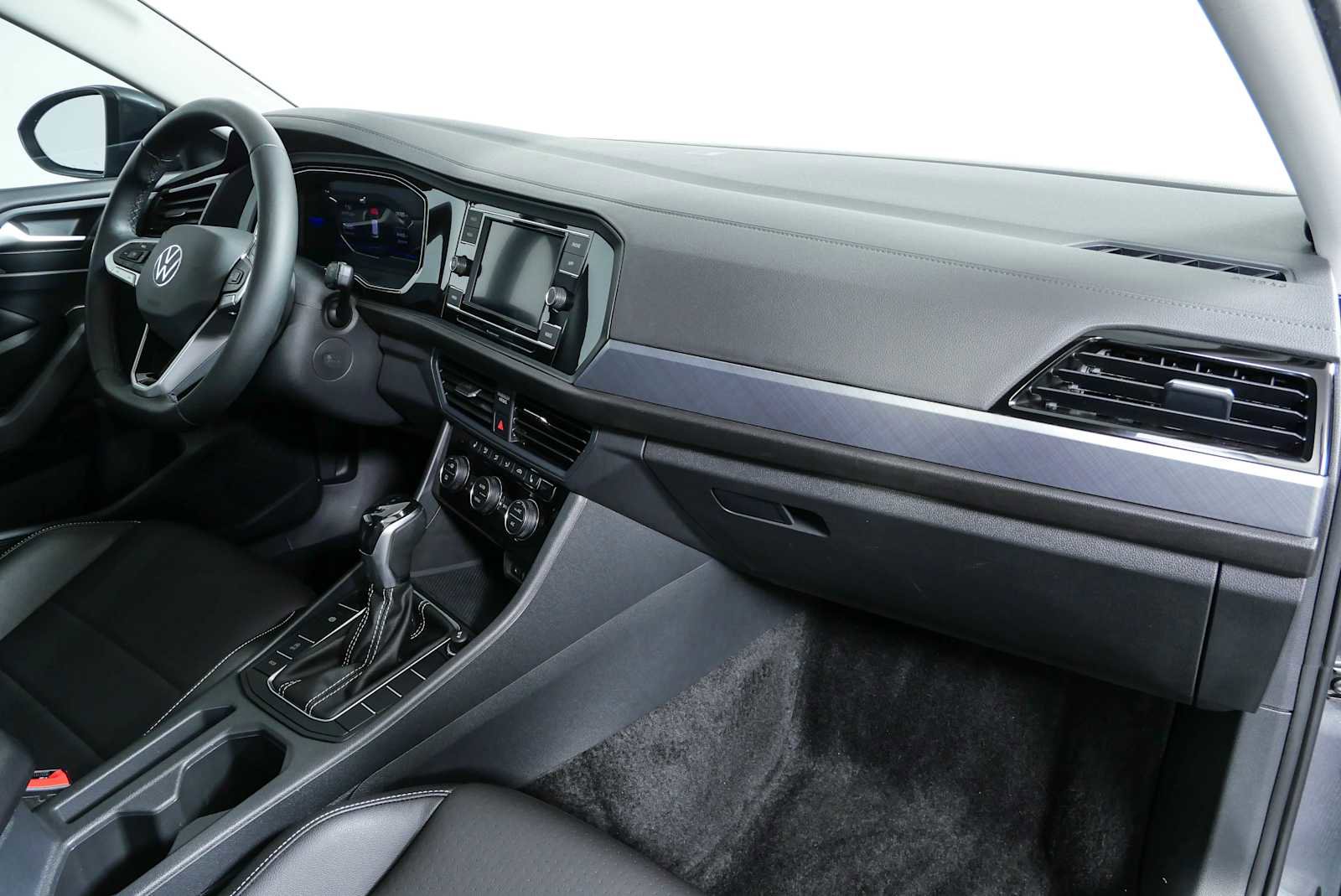 Used 2023 Volkswagen Jetta SE FWD image 21
