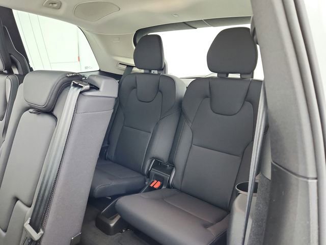 New 2026 Volvo XC90 B6 Plus w/ Protection Package Premier image 38