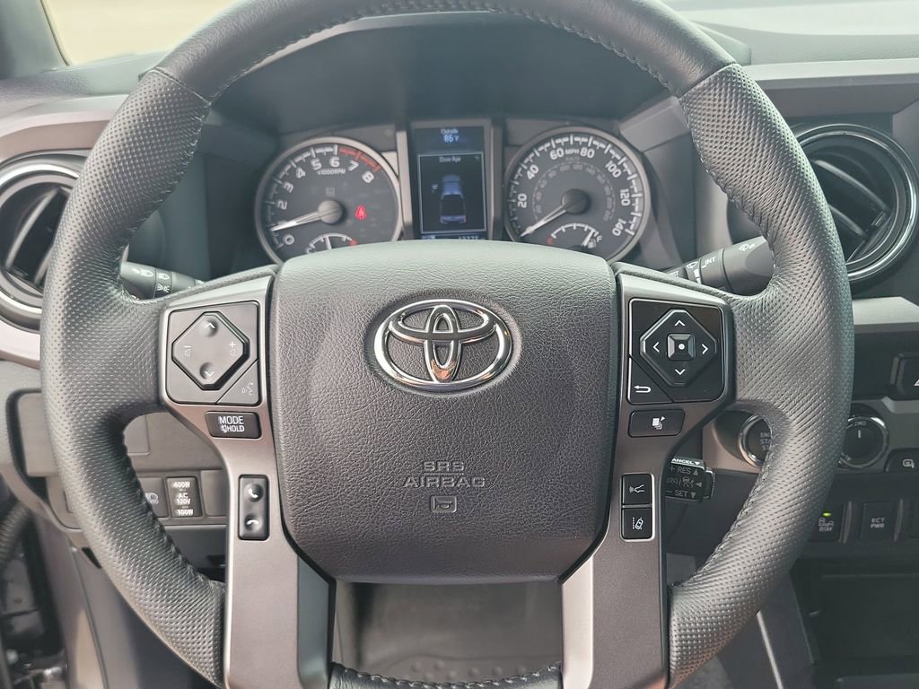 Used 2021 Toyota Tacoma TRD Sport w/ TRD Premium Sport Package AWD/4WD image 15
