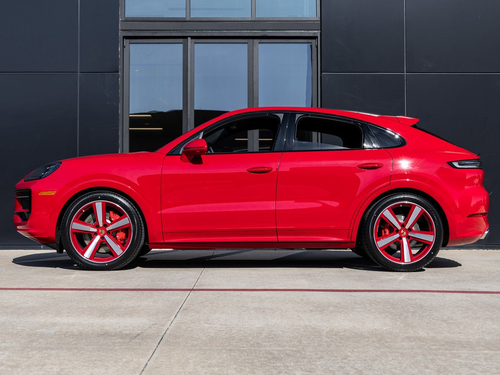 New 2026 Porsche Cayenne S image 2
