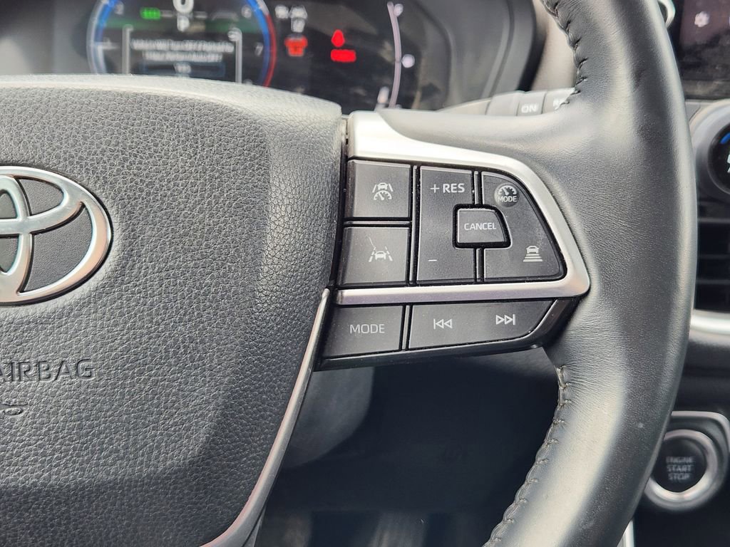 Used 2024 Toyota Grand Highlander AWD image 18
