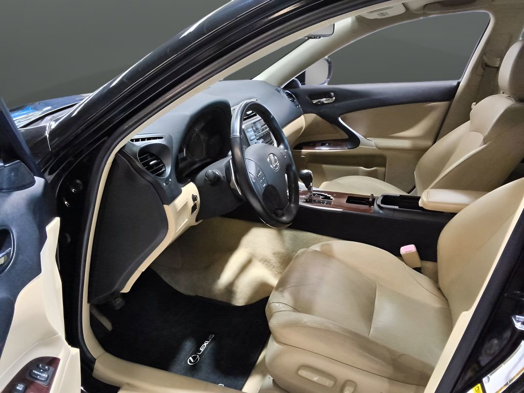 Used 2007 Lexus IS 250 AWD image 12