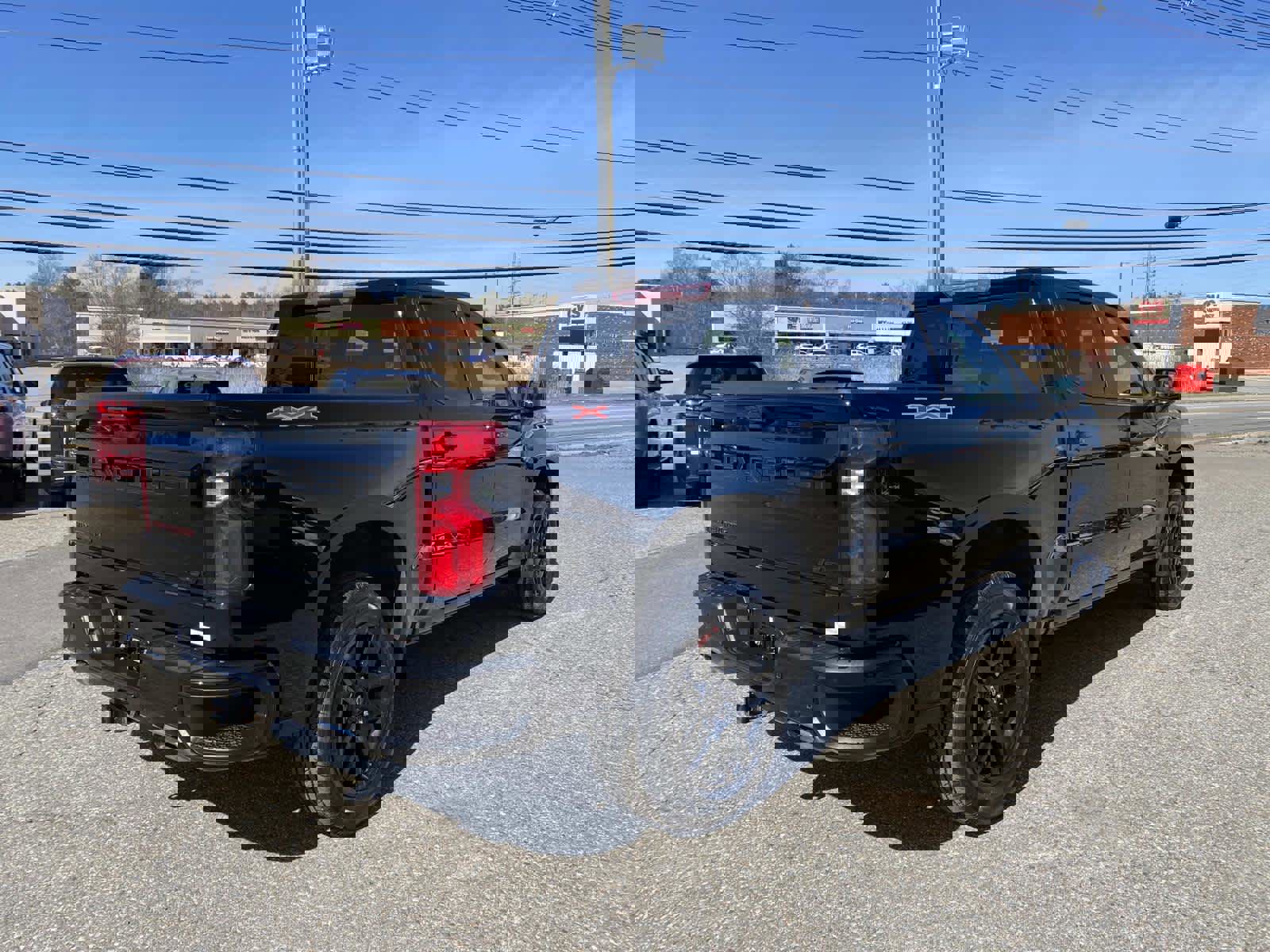 Used 2023 Chevrolet Silverado 1500 RST w/ Redline Edition image 3