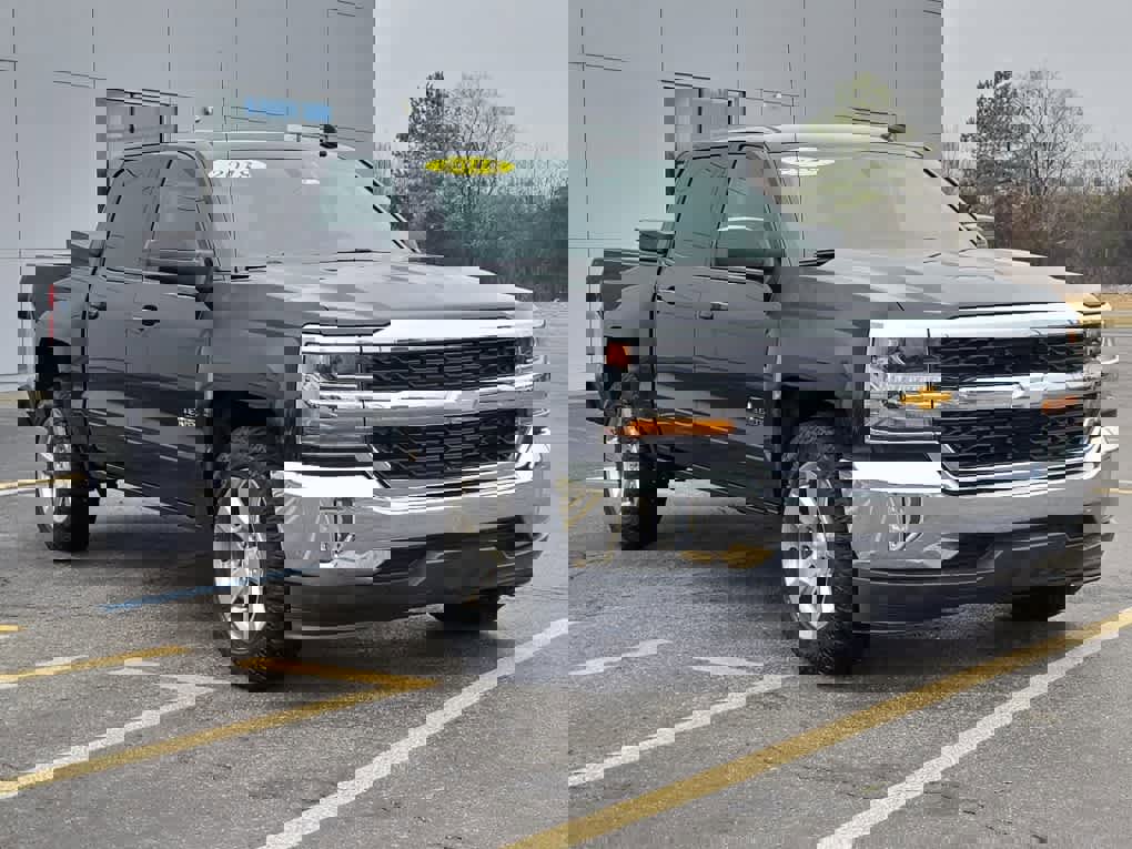 Used 2018 Chevrolet Silverado 1500 LT w/ Texas Edition image 2
