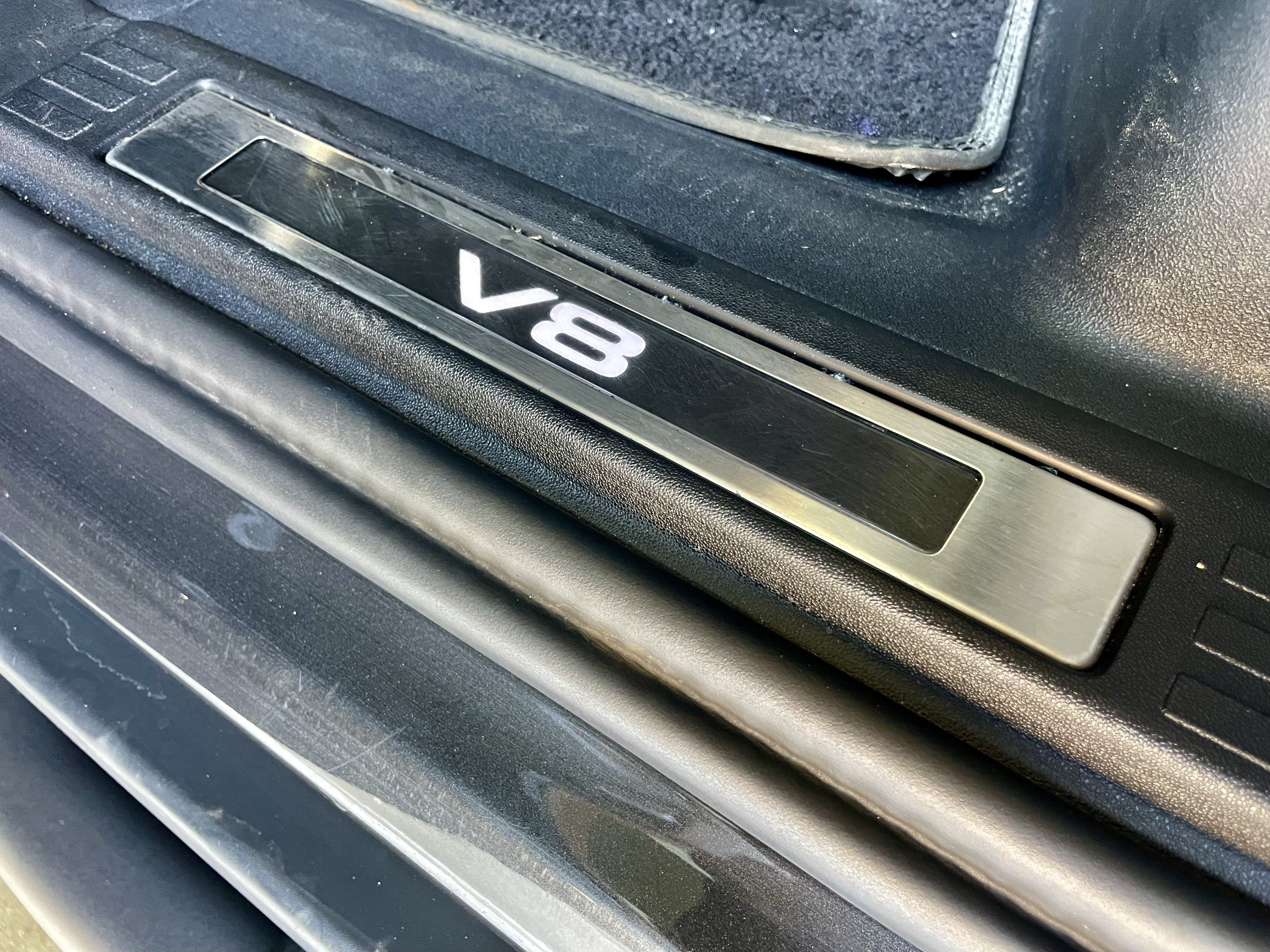 Certified 2025 Land Rover Defender 110 V8 AWD/4WD image 39