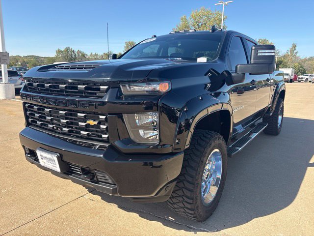 Used 2021 Chevrolet Silverado 2500 Custom w/ Custom Value Package AWD/4WD image 10
