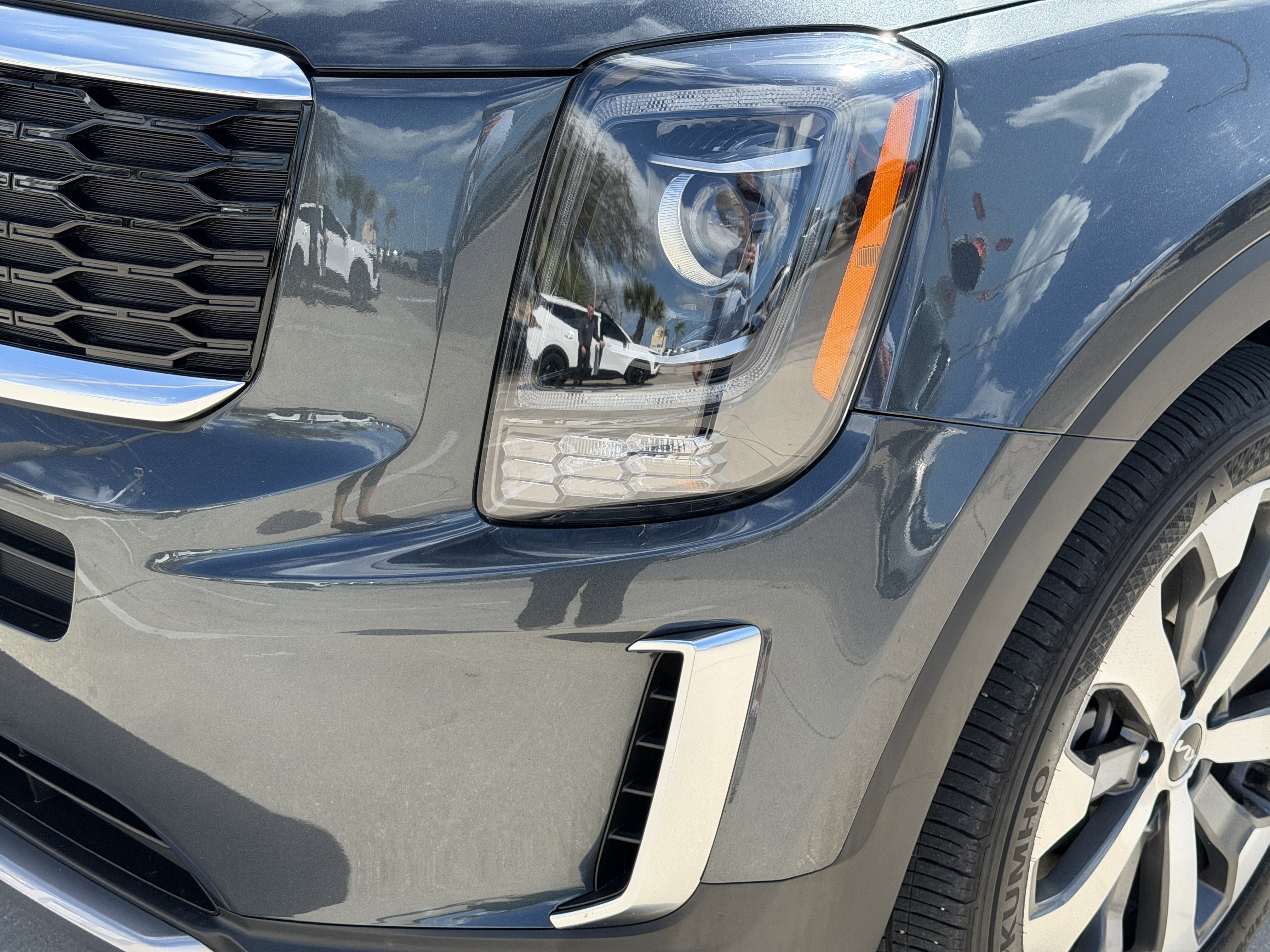 Used 2022 Kia Telluride S image 9