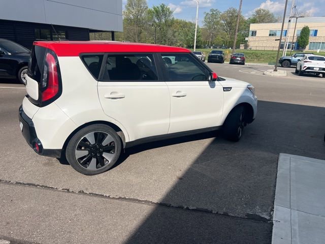 Used 2016 Kia Soul + w/ Designer's Package FWD image 3