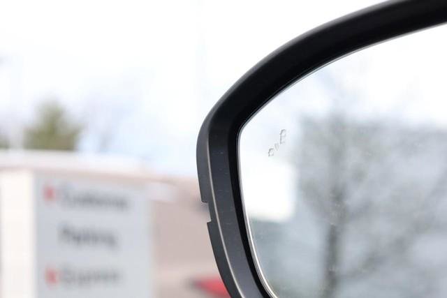 New 2026 Nissan Pathfinder Platinum image 25