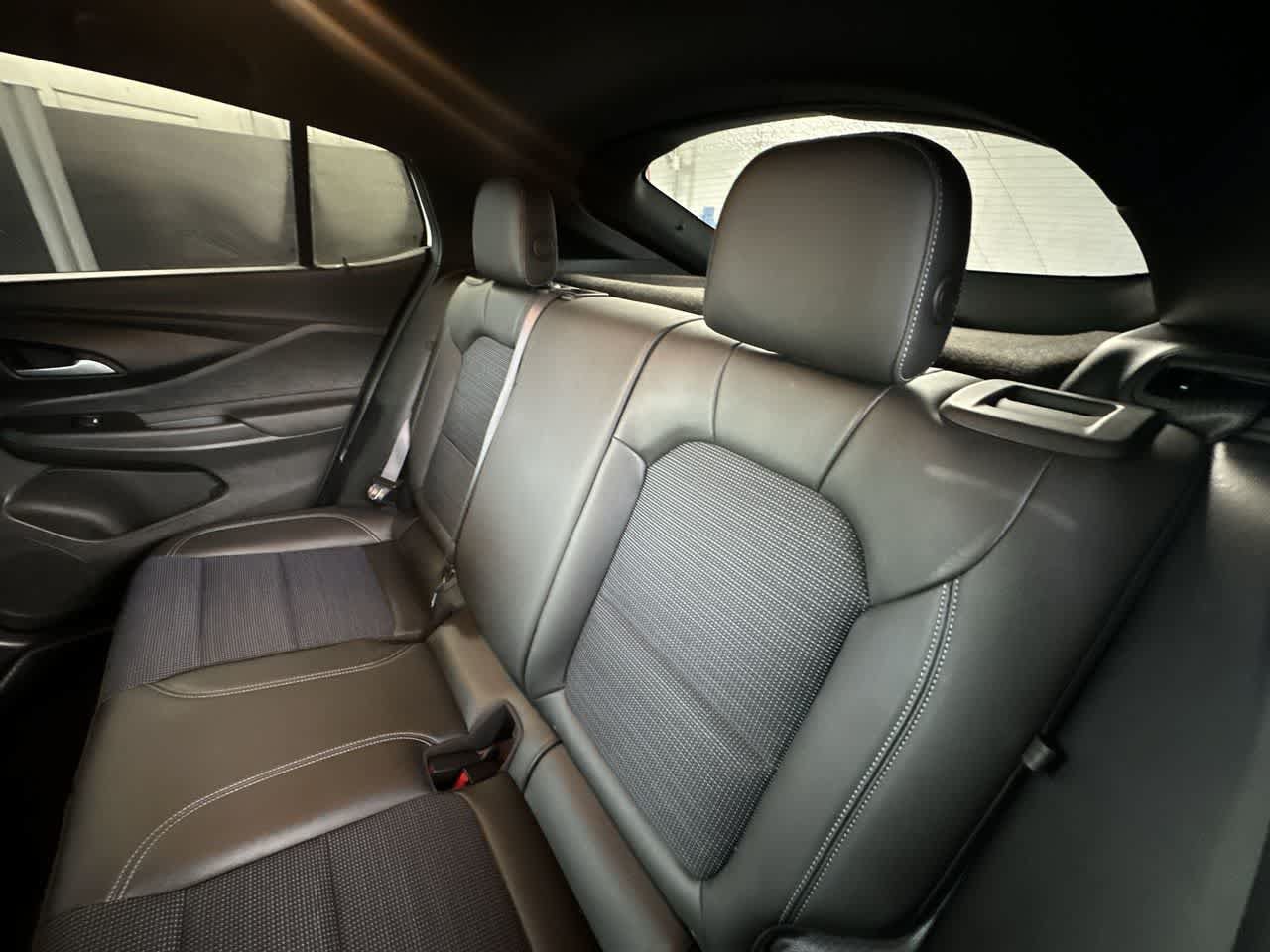 Used 2024 Buick Envista Sport Touring w/ Convenience I Package FWD image 22
