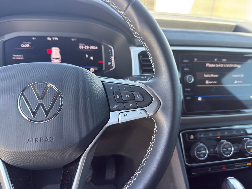 Used 2023 Volkswagen Atlas Cross Sport SE image 19