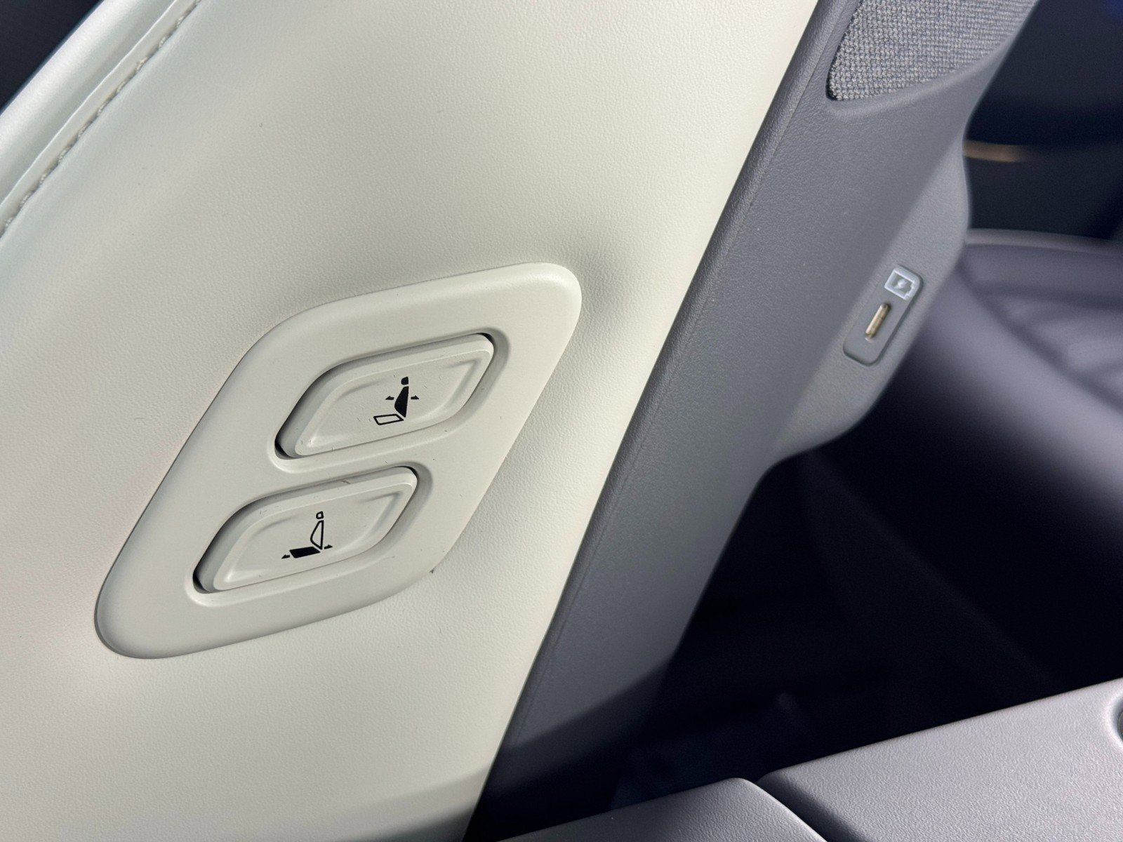 Used 2024 Kia EV9 GT-Line image 38
